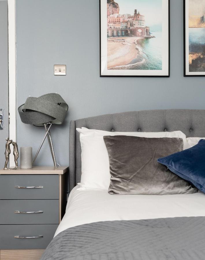 Spacious And Modern 4 Bed Apartment Next To Borough Station ロンドン エクステリア 写真