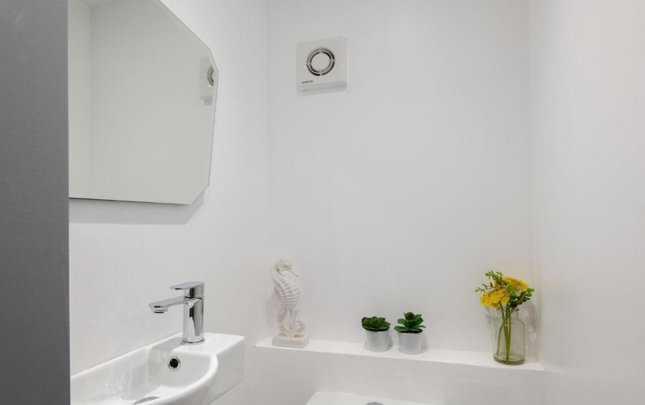 Spacious And Modern 4 Bed Apartment Next To Borough Station ロンドン エクステリア 写真