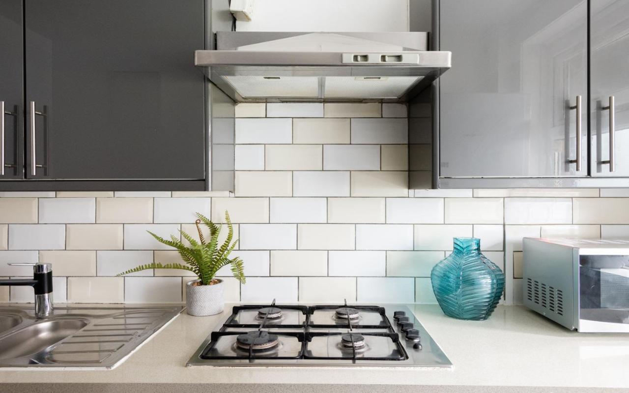 Spacious And Modern 4 Bed Apartment Next To Borough Station ロンドン エクステリア 写真