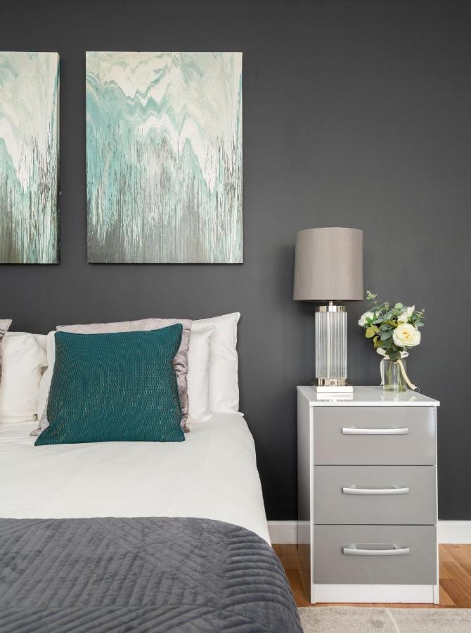 Spacious And Modern 4 Bed Apartment Next To Borough Station ロンドン エクステリア 写真